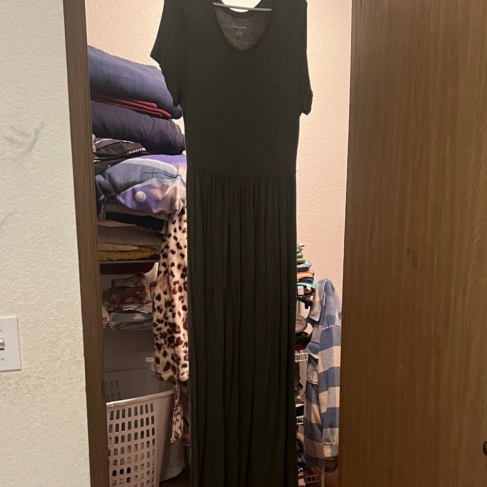 Amazon Elegant Black Maxi Dress